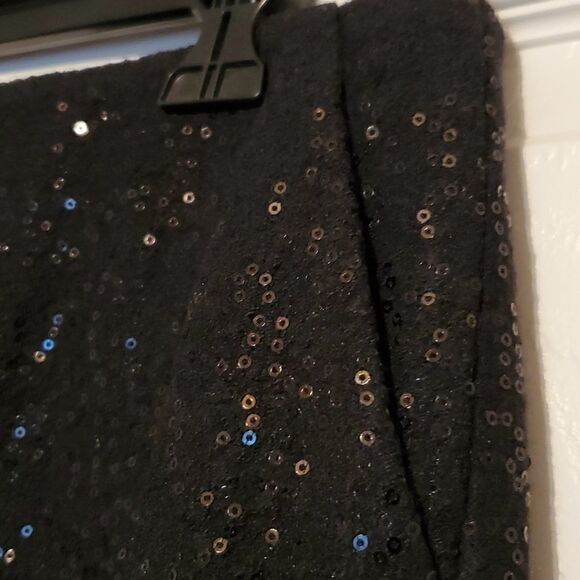 Stunning ANN TAYLOR Black Sequin Skirt Size 6 - Picture 3 of 13